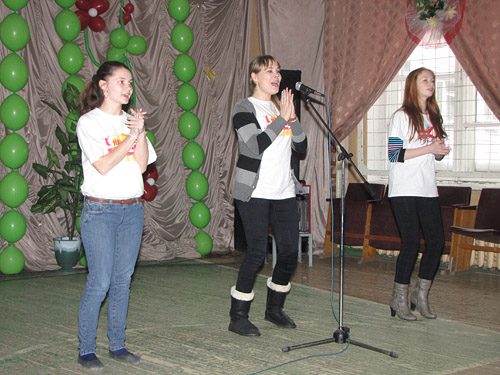 . ����������� ������� Dance4Life ��� ��������� ����������������� ��������.