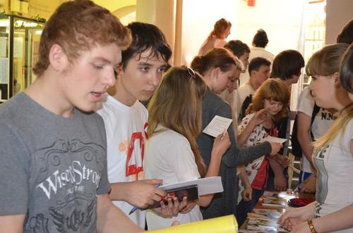 8 ���������������� �������. ������ ����� ���������� � ��������� ���������������� ��������: �������� ���������� �������� �� ������� �������������� ������� � ���-�������� � ������� ������� � ������ � ���, ����� �� ������ ������������ ������������ �� ��� ��� ����.