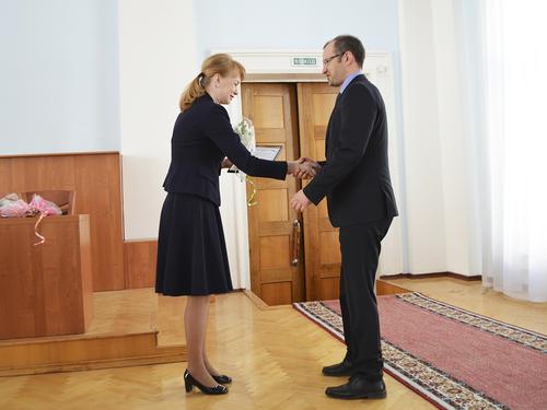 10. ������� ��������������� ��������� ������� �.�.������� ���������� �������� ����� ���������� ��� �.�.����������.